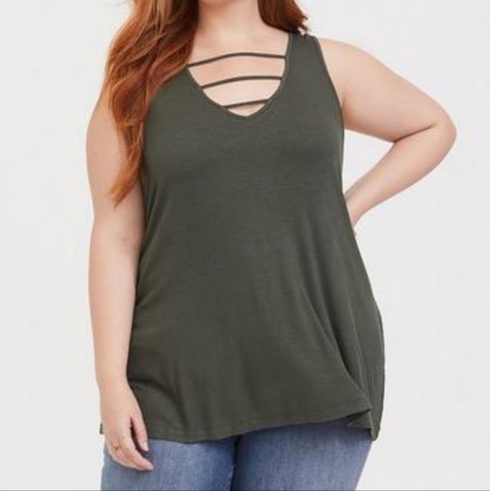Torrid strappy tank top size 0